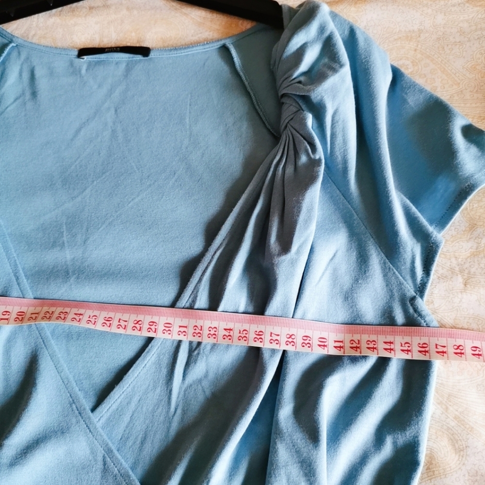 Boss v-neck Tops - Picture 6 of 6